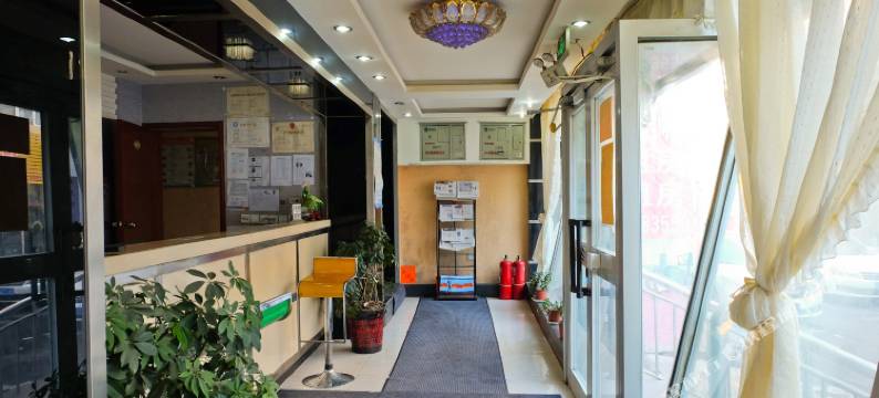 乌鲁木齐渝荣棠宾馆(南湖广场店)图片