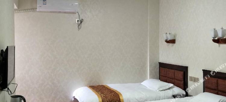 泸定红桥宾馆图片