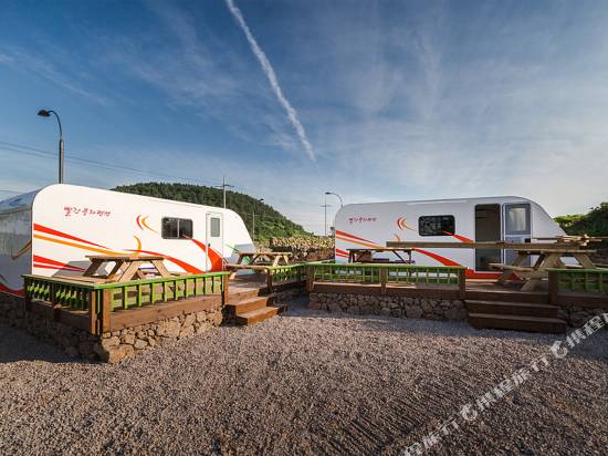 濟州島紅色大篷車度假村