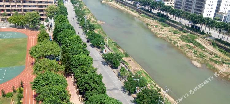 Q加·岭南人酒家住宿(信宜玉湖路店)图片