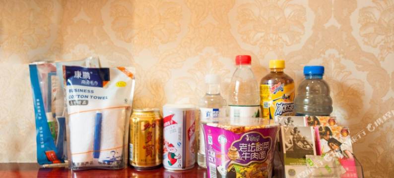鑫悦宾馆(重庆江北国际机场长福路轻轨站店)图片