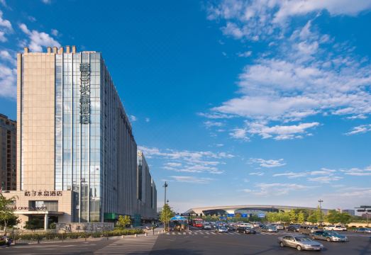 Crystal Orange (Hangzhou East Railway Station)Hotel Overview