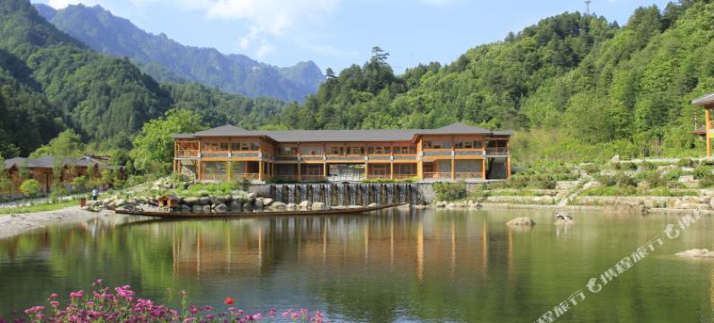 宁陕上坝河国家森林公园秦岭小镇图片