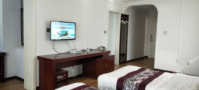 共和香巴拉央庆酒店图片