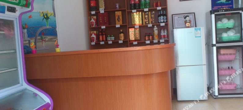 千岛湖塘边农庄图片