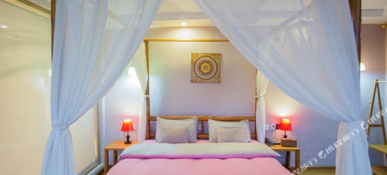 泸沽湖普米阳光客栈图片