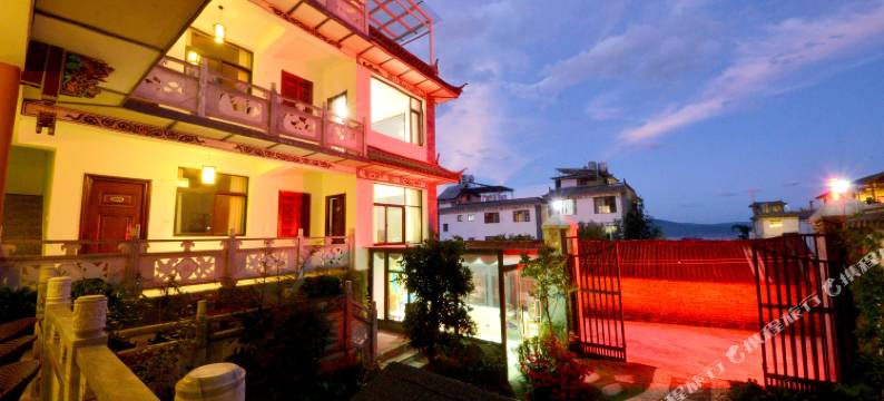 大理苍逸居客栈图片