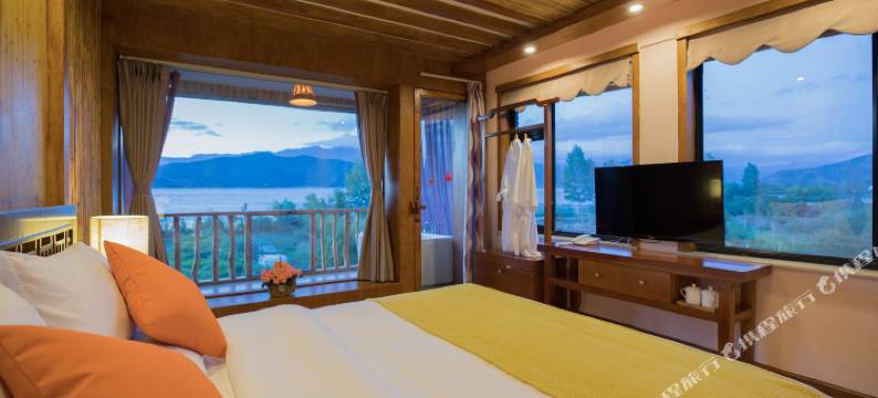 泸沽湖映月湖畔客栈图片