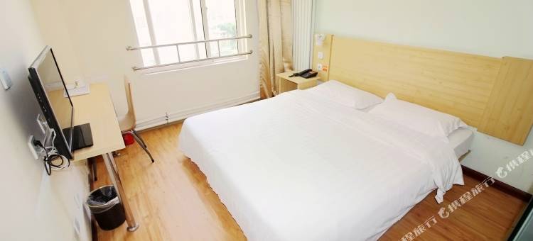 易佰良品酒店(青岛台东啤酒街店)图片