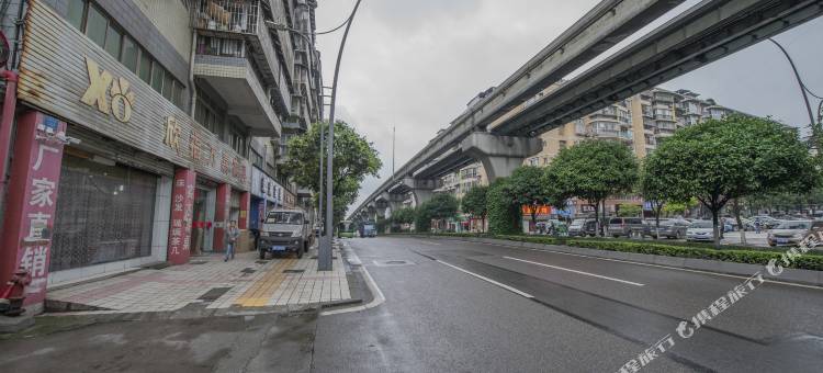 车之乐汽车主题酒店(重庆江北国际机场店)图片