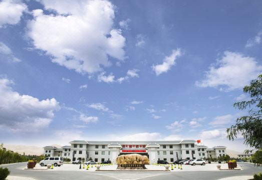 Huaxia International Hotel Hotel Overview