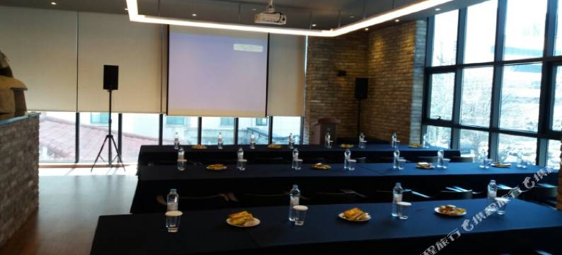 维拉套房酒店(Vella Suite Hotel)图片