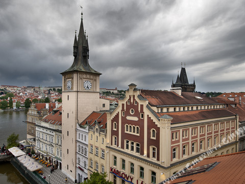 布拉格查理大桥宫酒店