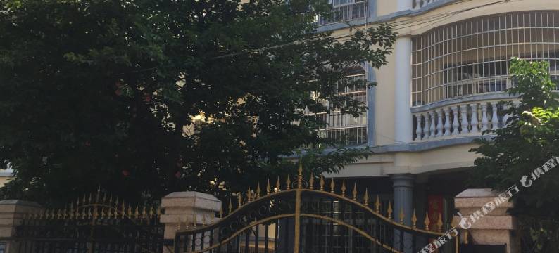 馋眠青年旅舍(北海高铁站店)图片