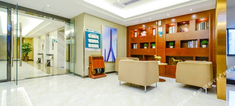 城市便捷酒店(重庆杨家坪步行街轻轨站店)图片