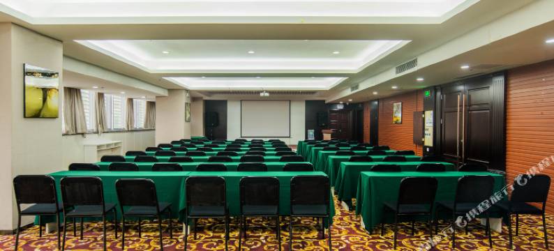 长沙中邦顺瑞豪廷大酒店(劳动中路赤岗岭地铁站店)图片