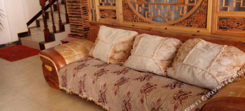 丘北古井园逸香阁客栈图片