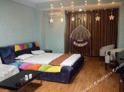 临沂静雅民宿可洗衣可做饭    分(10条点评) 120起距离752米立即预订