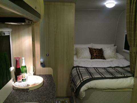 深圳路客房车特色民宿