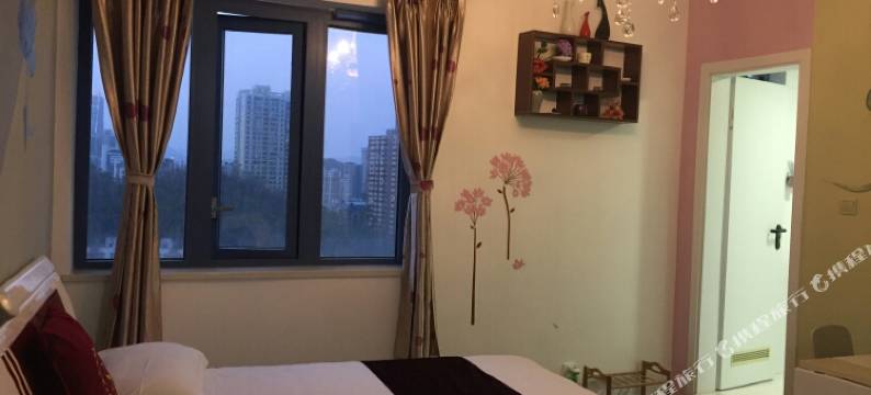 莱茵半岛酒店式公寓(珠海九洲港码头店)图片