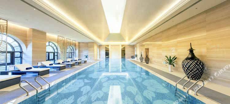 南昌绿地铂骊酒店(鱼尾洲店)图片