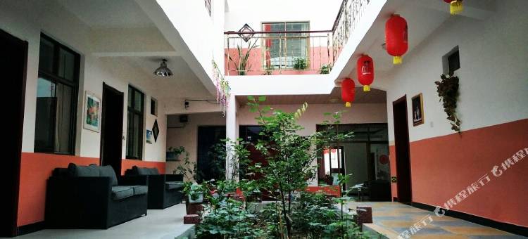 一缕阳光旅馆(嘉峪关南站店)图片