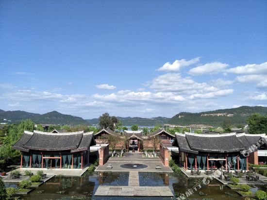 Langzhong Hotels Where To Stay In Langzhong Tripcom - 