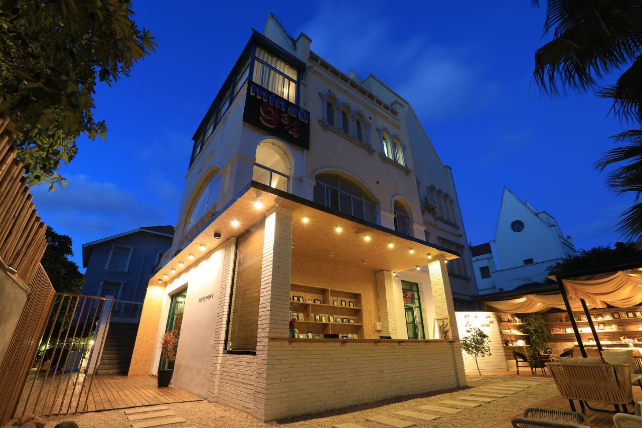 hotel overview picture