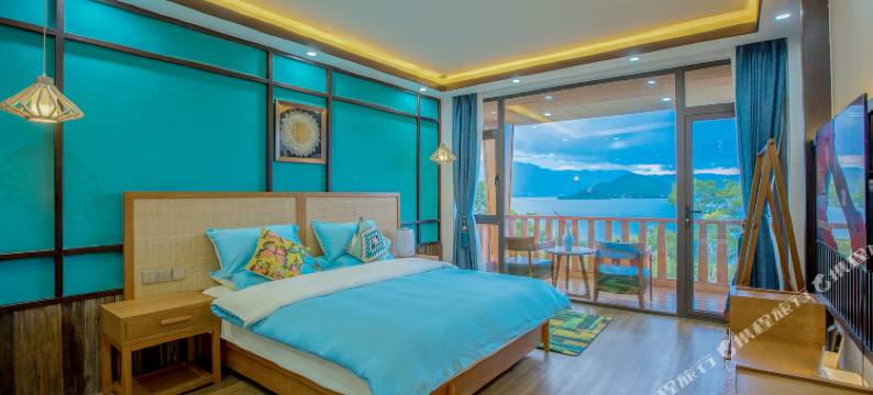 泸沽湖匠心湖畔酒店图片