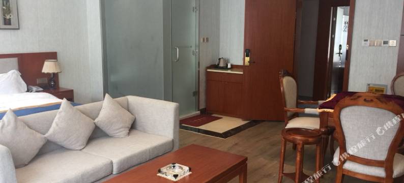 舟曲杰豪假日酒店图片