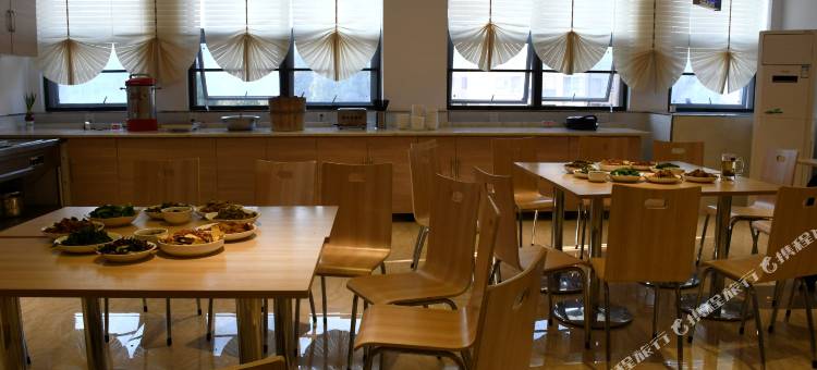 务川滨江大酒店图片