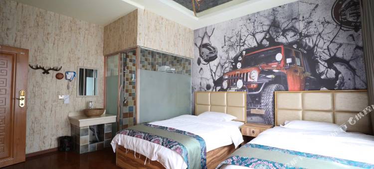 林芝仙踪林精品客栈图片