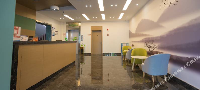 恒8连锁酒店(嵊州西站店)图片