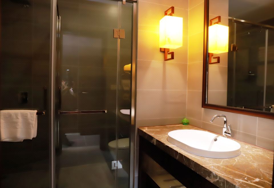 Wanbo Holiday HotelHotel Overview