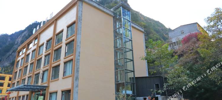 理县枫庭月榭酒店(毕棚沟景区店)图片