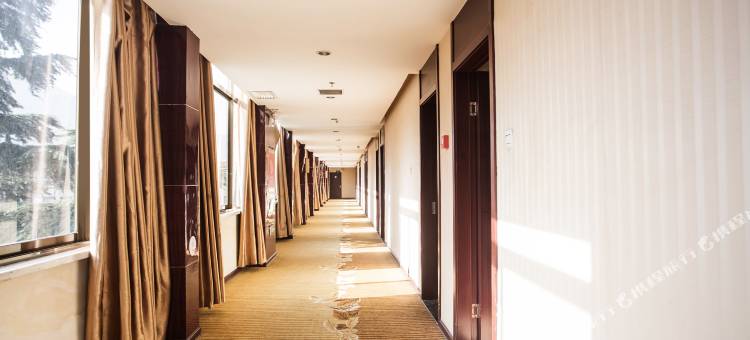 华山成祥酒店图片