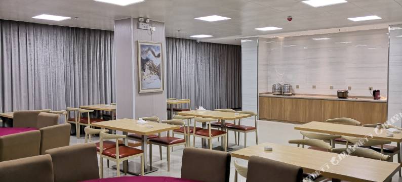 雷州悦旭假日酒店(茂德公鼓城店)图片