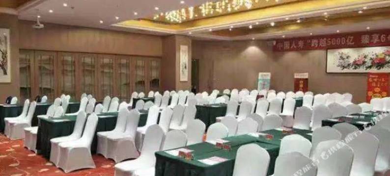 高登假日酒店(淮北体育场店)图片