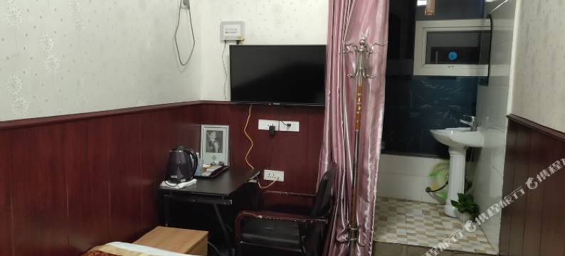 阆中以琳宾馆图片