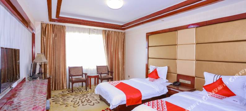 玉湖大厦(格尔木八一路地下商业街昆仑公园店)图片