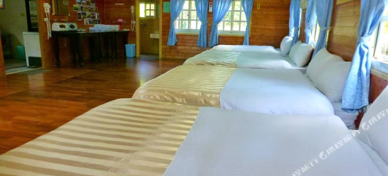 幸福小鎮12人包棟木屋图片