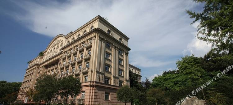 莱雅精品酒店(西南大学状元碑地铁站店)图片