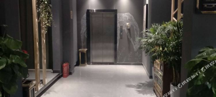 西华佰纳精品酒店图片