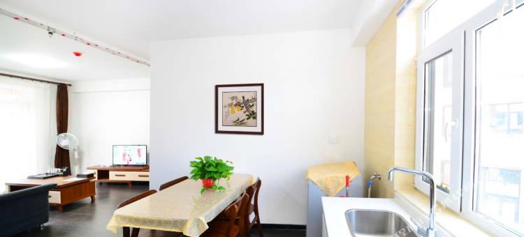 长白山斯维登度假公寓(长白山西景区售票处)图片