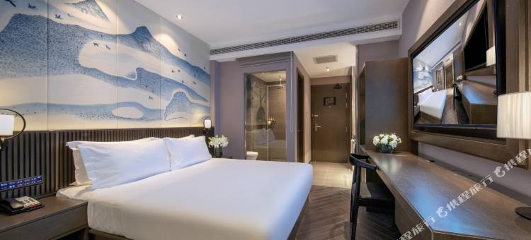 上海陆家嘴东方明珠桔子水晶酒店图片