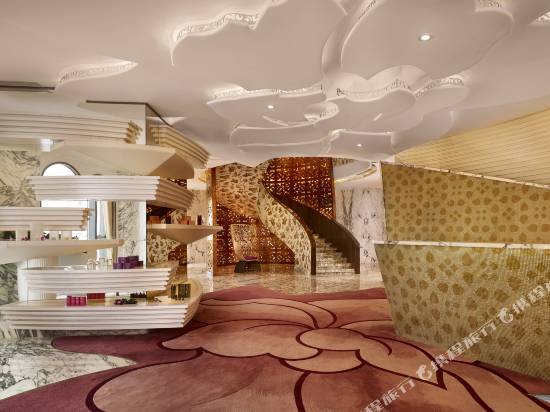 西貢萬韻酒店豪華套房公寓