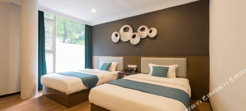 广州汇银时尚酒店(琶洲会展磨碟沙地铁站店)图片