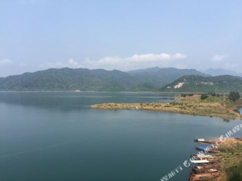 乳源南湖农家渔村