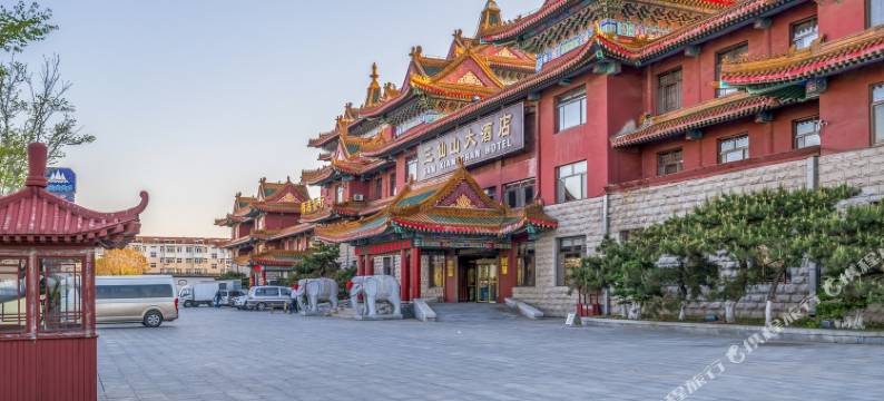 烟台豪华窗帘公寓图片