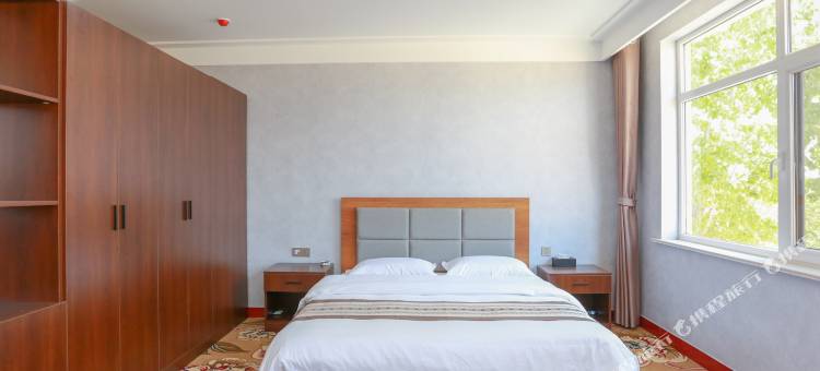 合兴居酒店(蓬莱国际机场店)图片